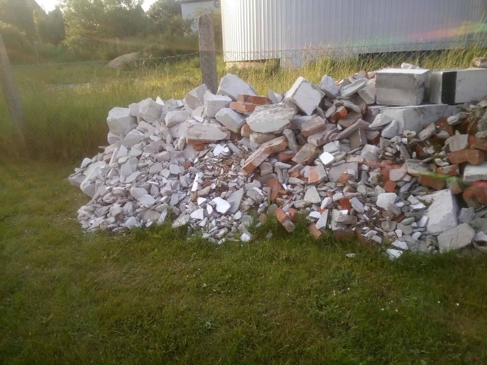 Oddam gruz beton pustaki