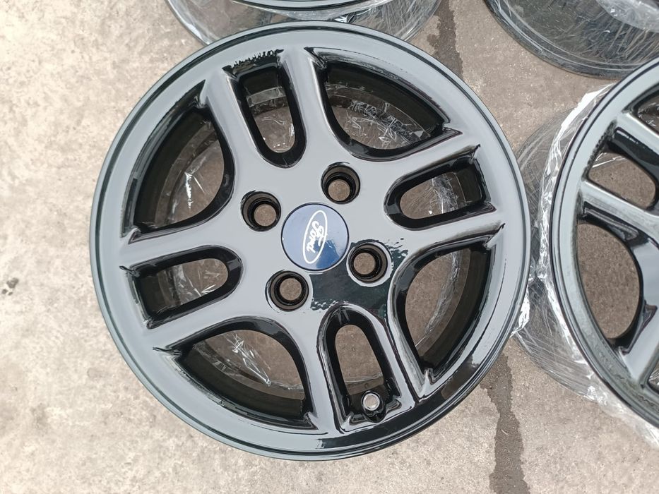 Alufelgi 14 Ford Fiesta Focus Ka+ Courier Tourneo Fusion 4x108 ET36,5