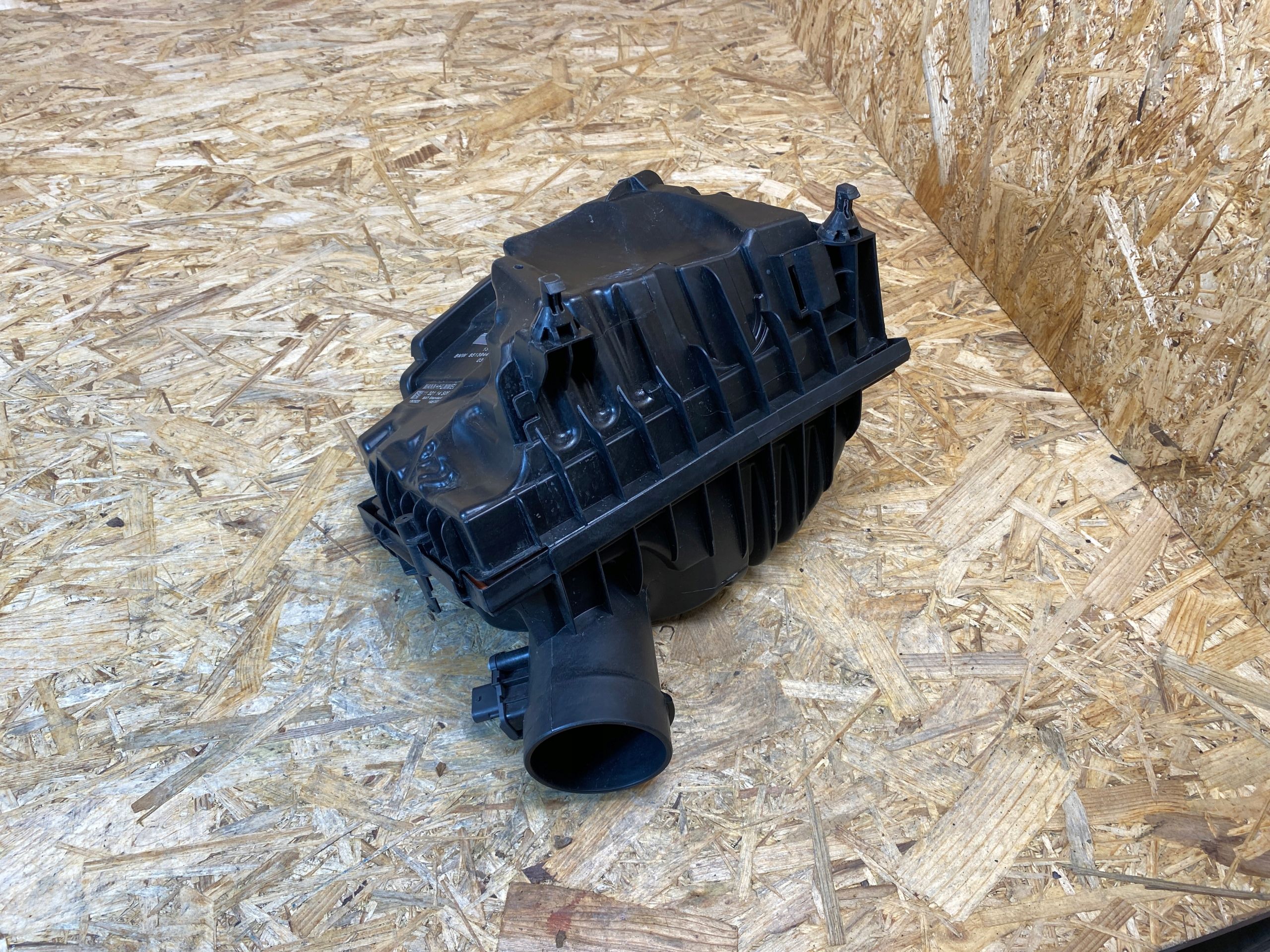 Obudowa Filtra Powietrza BMW F39 F40 F45 F46 F48 Mini F55 F56