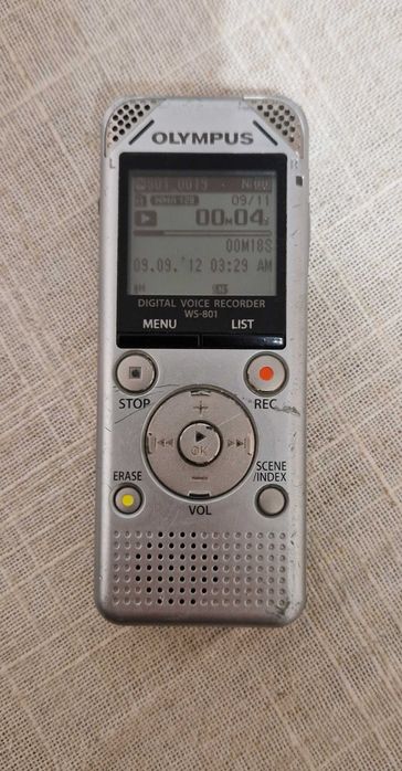 Продам диктофон olympus ws-801