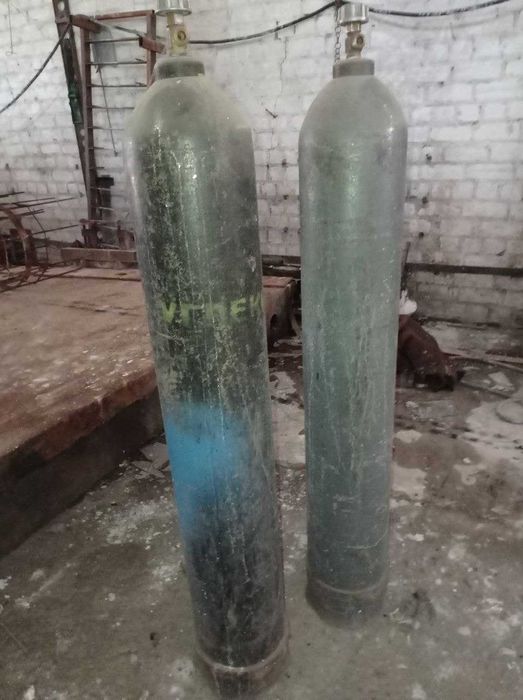 Продам баллоны б/у