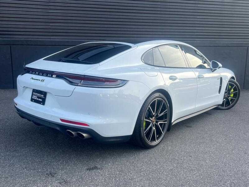 2023 Porsche Panamera