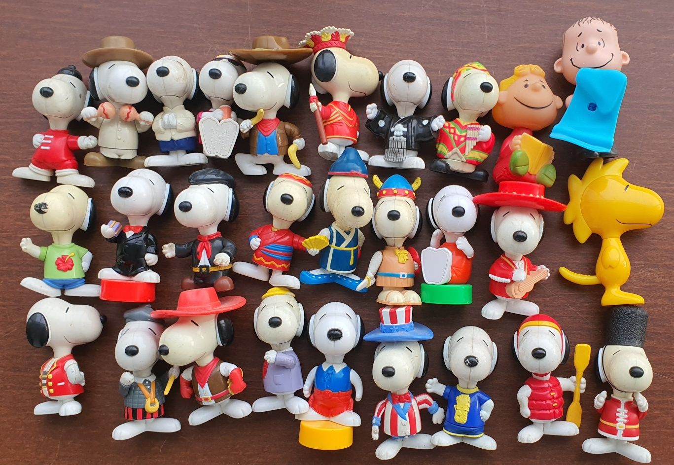 Lote figuras snoopy peanuts plástico