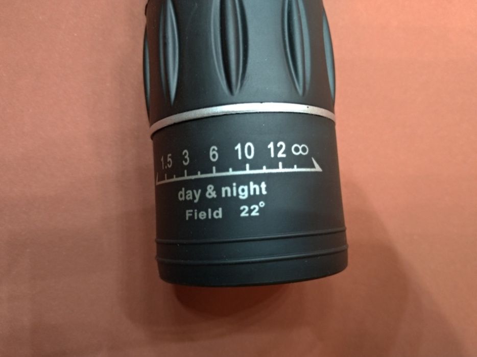 Монокуляр Bushnell 16X52 в чохлі монокль, підзорна труба, бінокль
