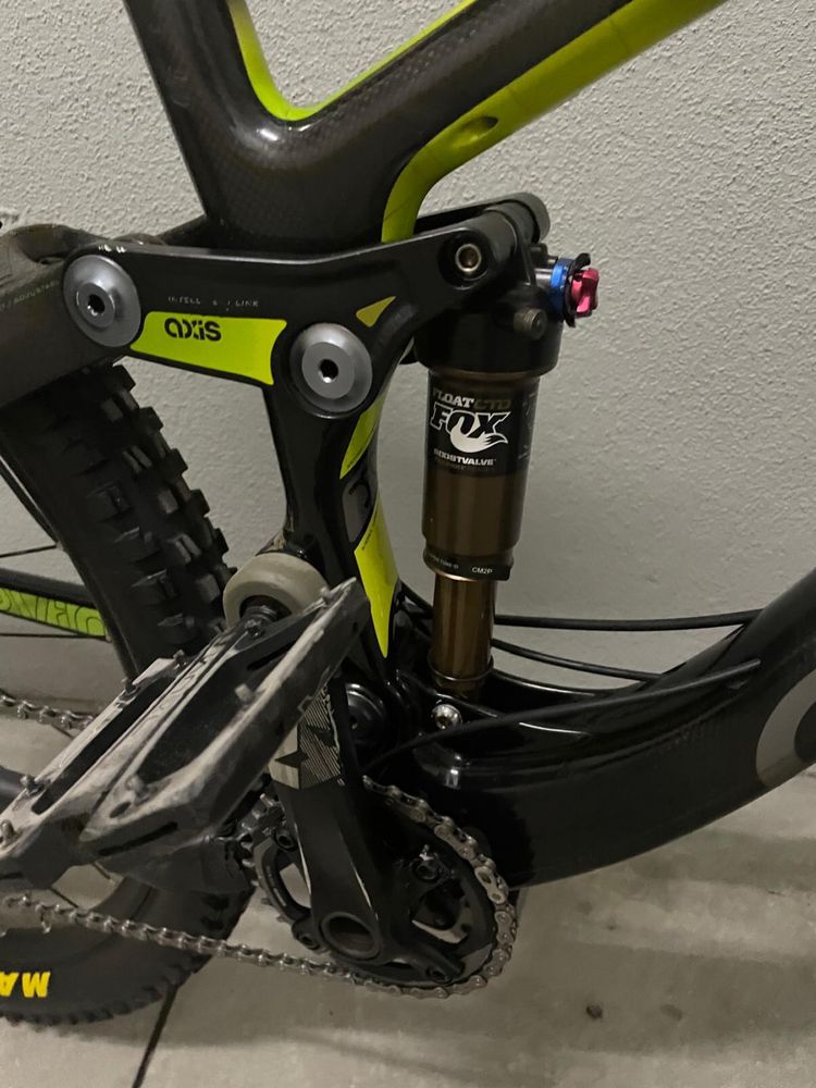 Bicicleta DeVinci Troy quadro carbono
