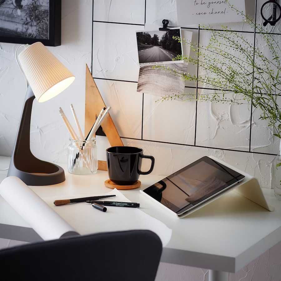 Modna lampka biurkowa lampa stołowa designerska stylowa nowoczesna