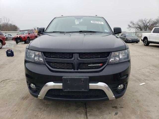 Dodge Journey Crossroad 2017 року