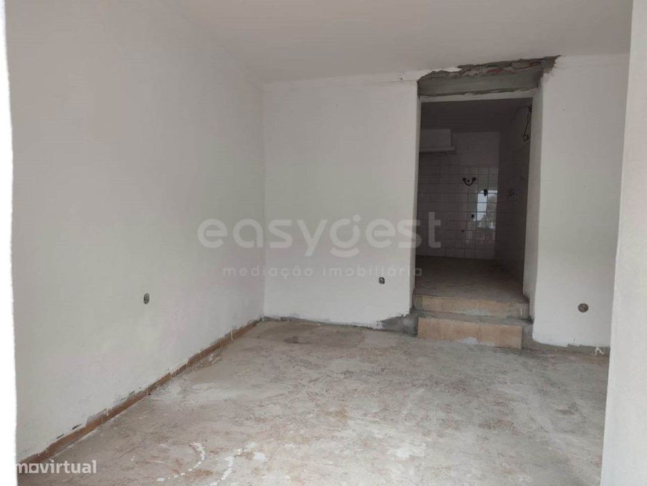 Moradia T1 para Recuperar localizada na vila de Aljustrel