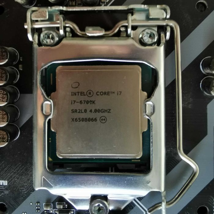 Płyta główna MSI Tomahawk Z270 + Procesor Intel Core i7-6700k 4.00 GHz