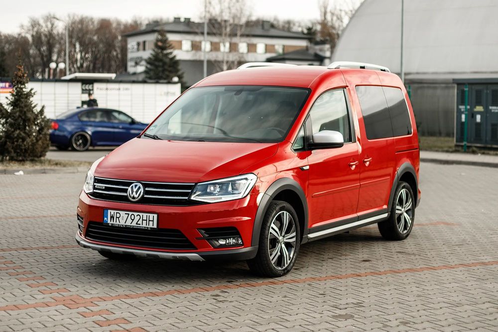 Volkswagen Caddy VW Caddy Altrack 2.0 tdi 150km.