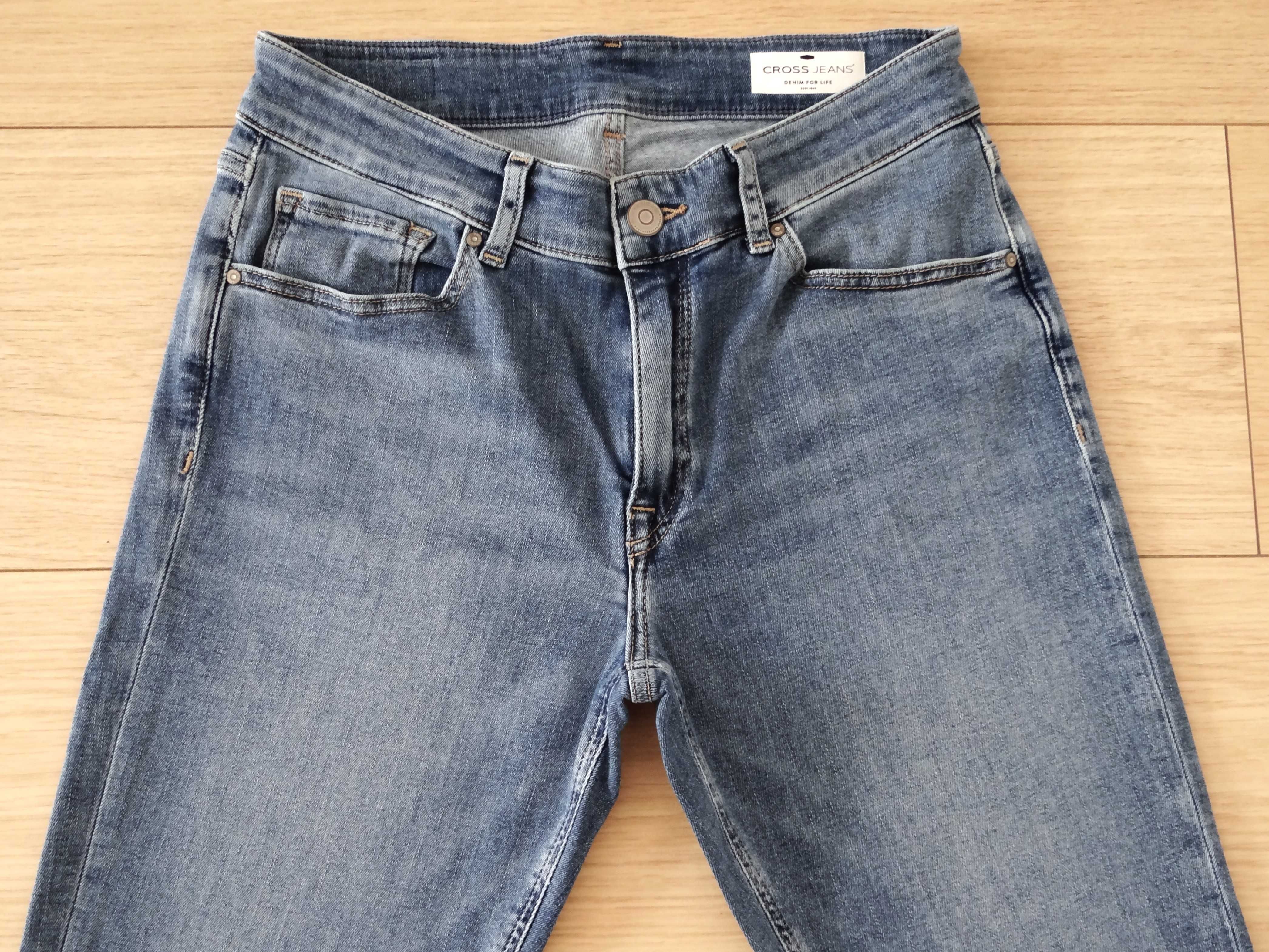 Spodenki dżinsowe Cross Jeans Adele | rozm. 27 | nowe