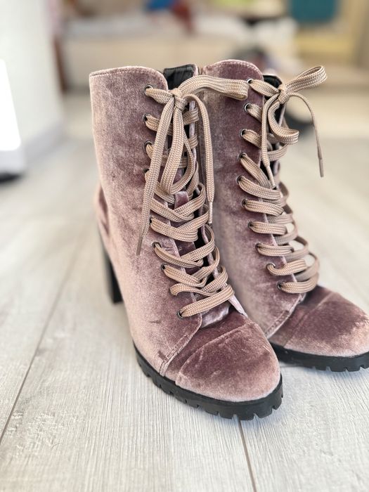 Ботільйони Dorothi Perkins р.38