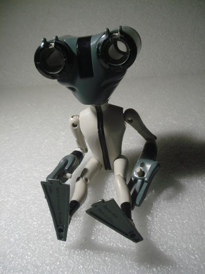 Rara Figura Ben 10 Grey Matter com binóculos de 2002