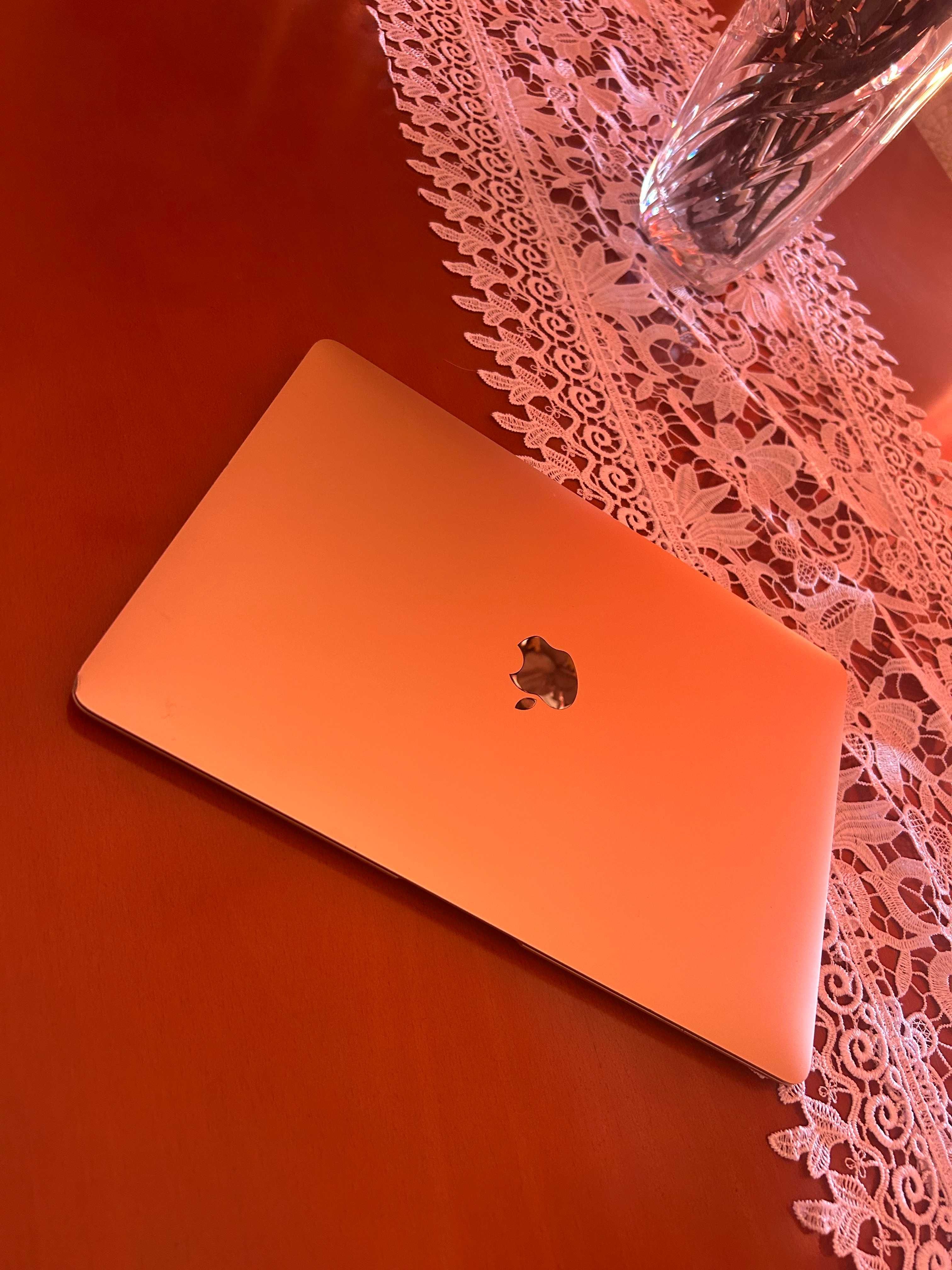 Macbook Air 13.3" (2019)