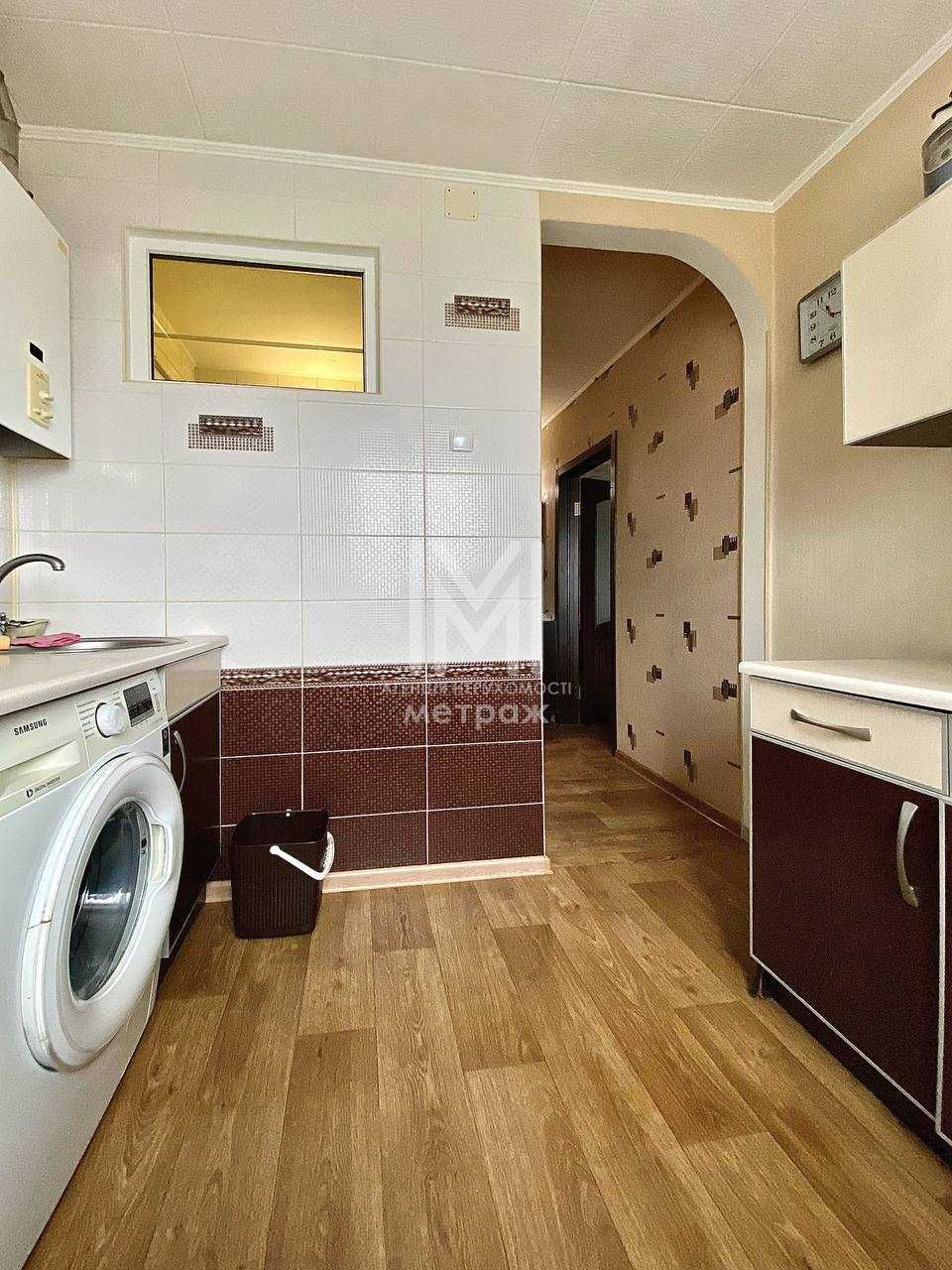 Продам 2 к. квартиру пр. Науки, метро 23 Августа, Павлово Поле