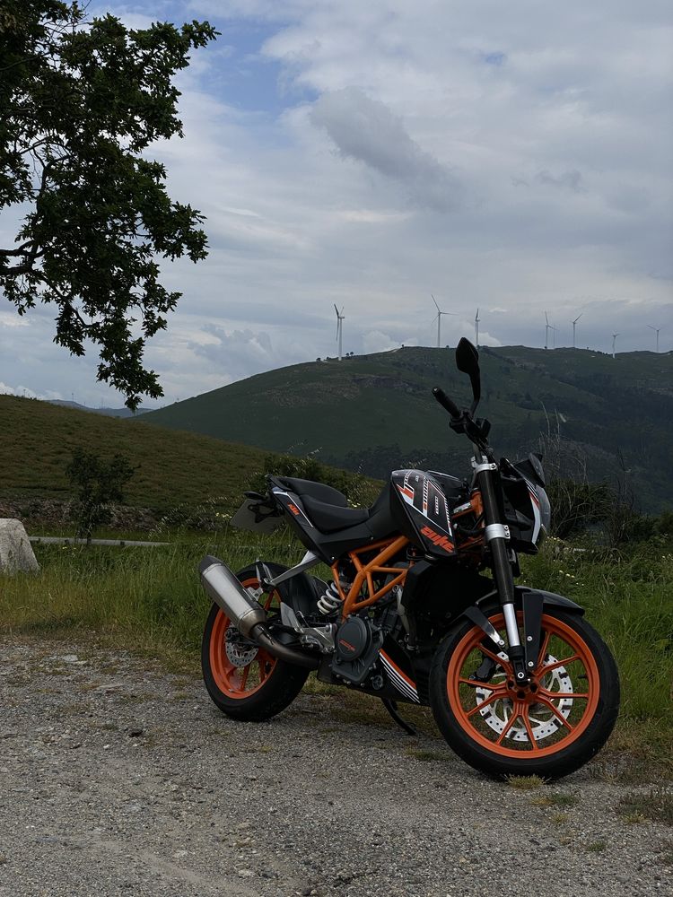 KTM Duke 390 (Akrapovic)