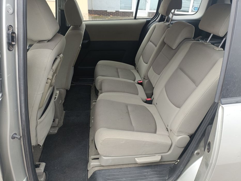 Mazda 5 pakowny Van 7 osobowy 2.0 LPG