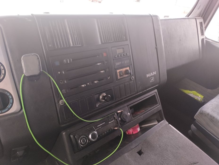 Продам Ман F2000