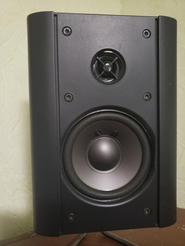 Акустика+Ресивер Harman Kardon AVR 245 семи канальный.Все в сборе.