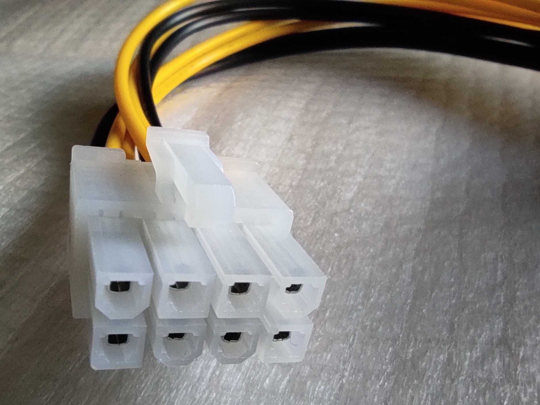 переходник для подключения питания CPU с 4 Pin на 8 Pin (4+4 to 8+8)