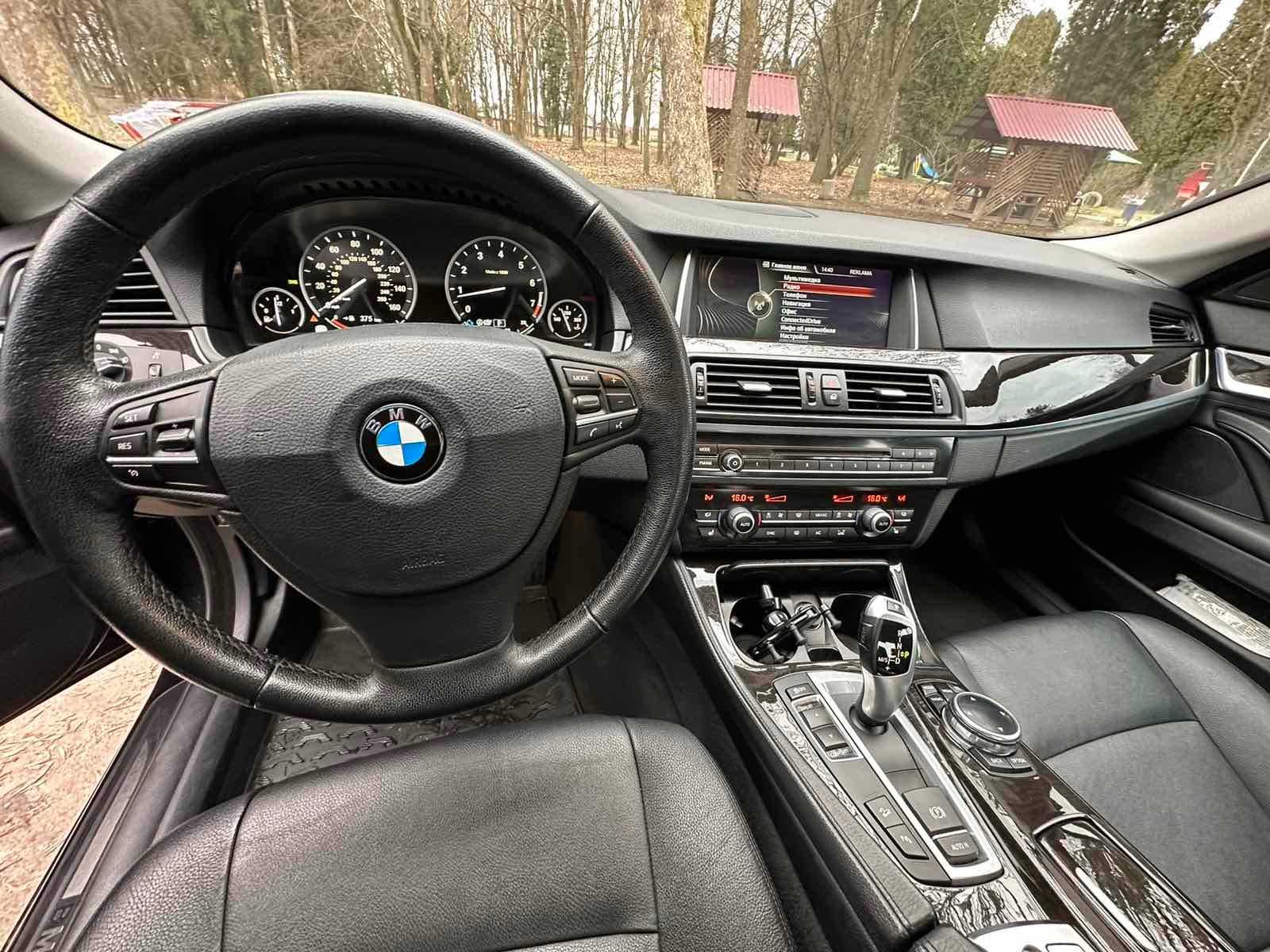 автомобіль bmw 528i xdrive