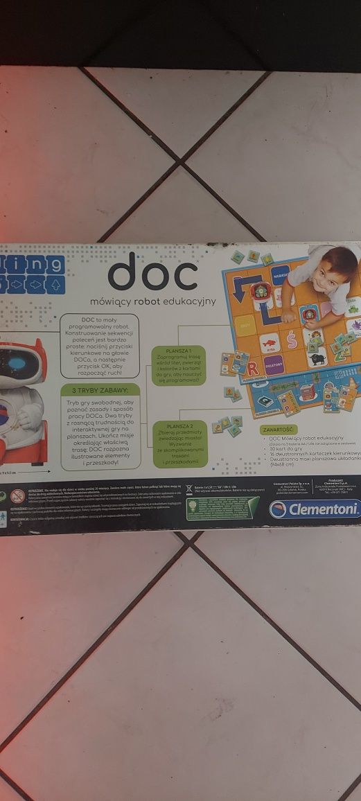 Gra edukacyjna - mówiący robot DOC