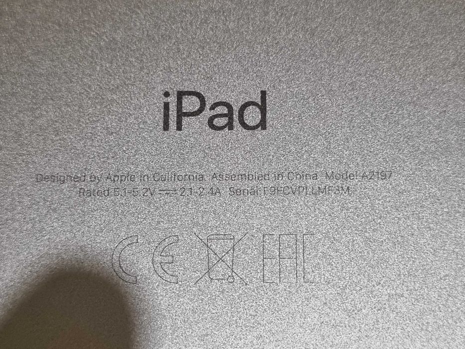 планшет iPad 7 A2197 на з/ч.