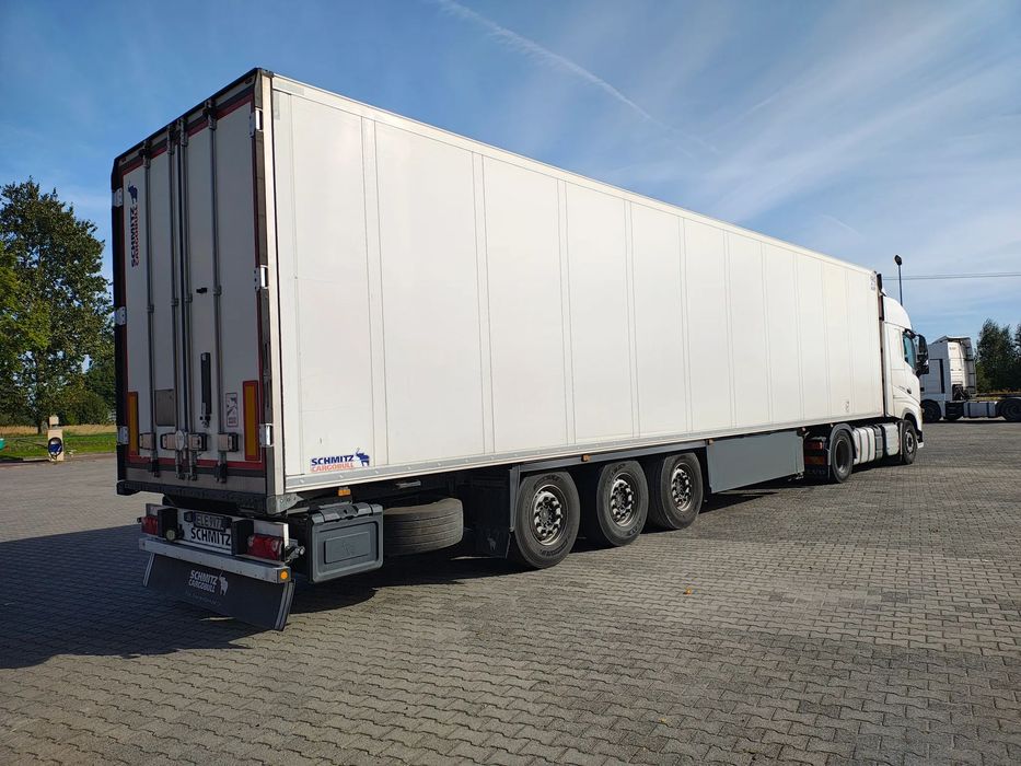 Schmidt  SCHMITZ CARGOBULL SCB / Chłodnia  Vector 1550