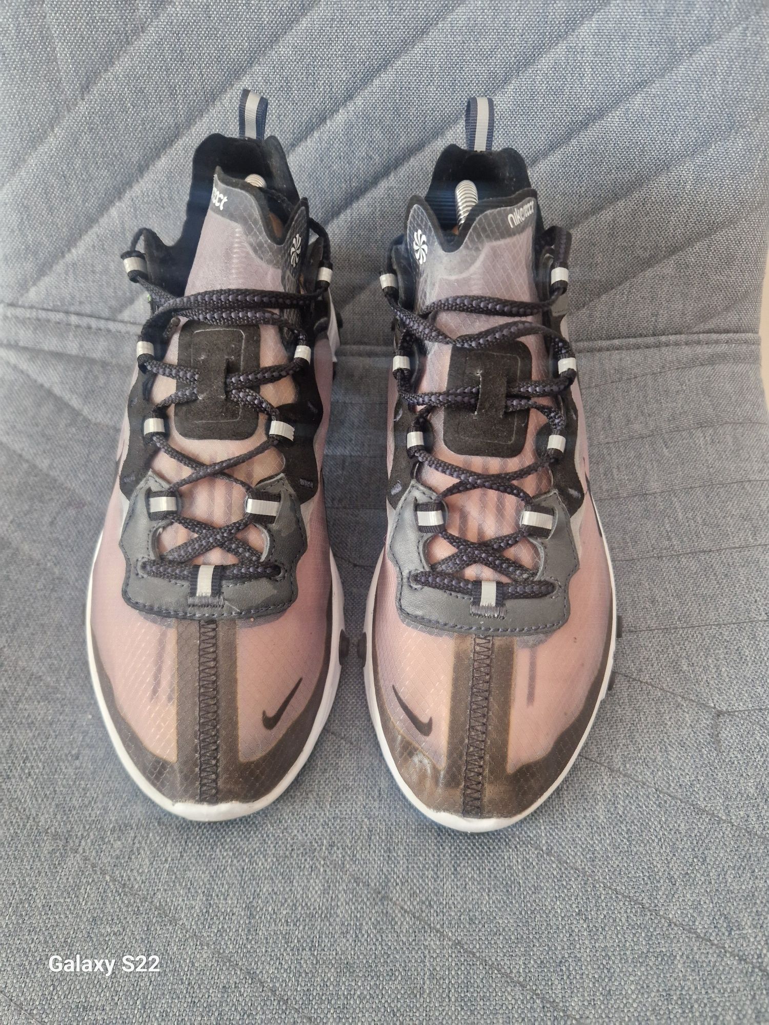Buty Nike React Element
