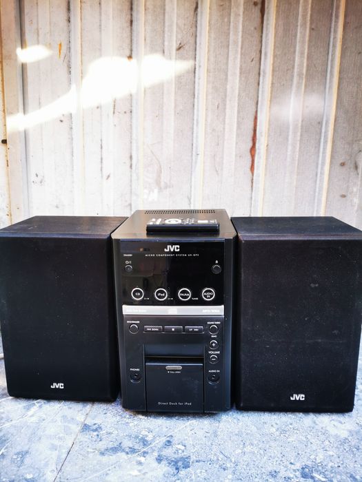 Wieżyczka JVC z pilotem