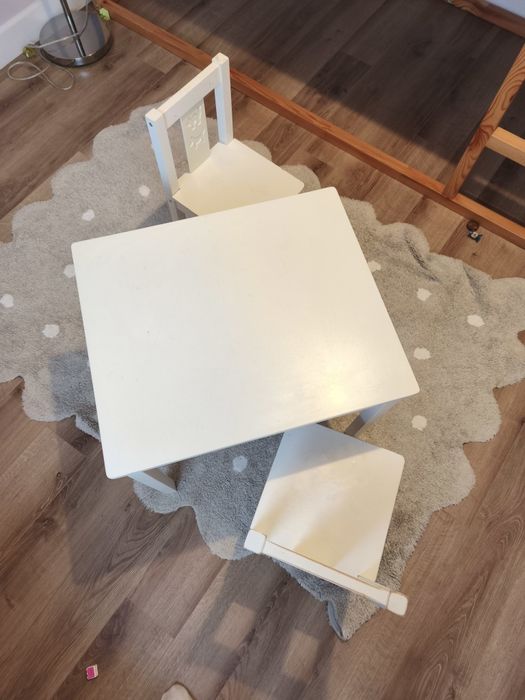 Stolik i krzesła Ikea