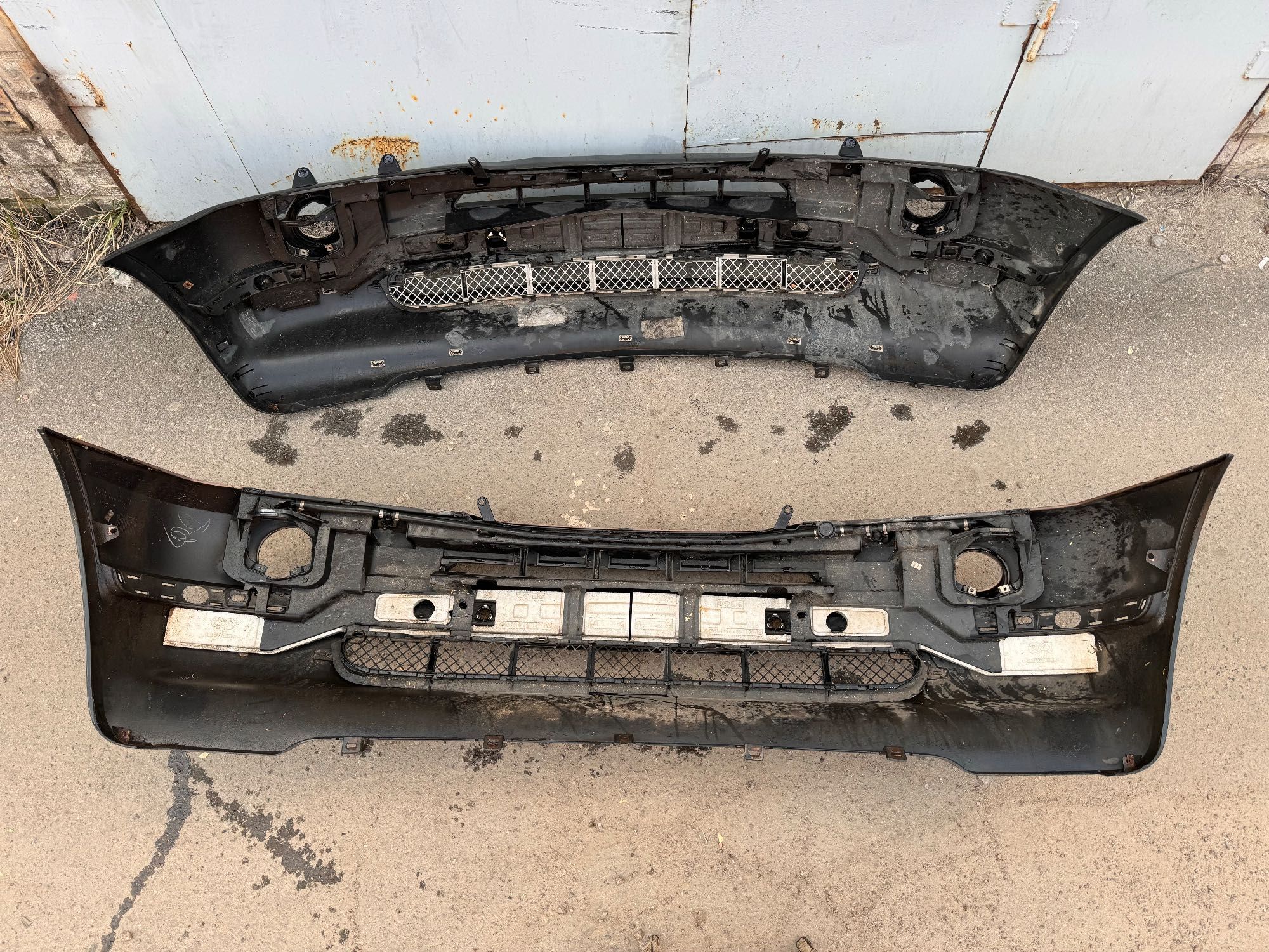 Передній бампер дорестайлінг BMW X5 E53