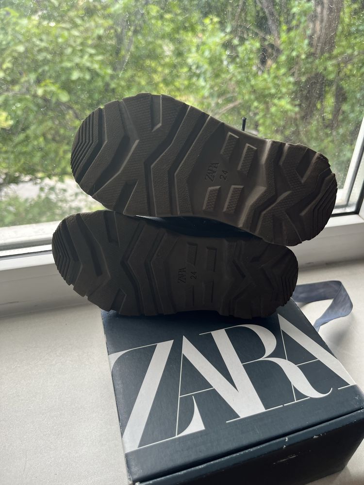 Черевики Zara 24 розмір