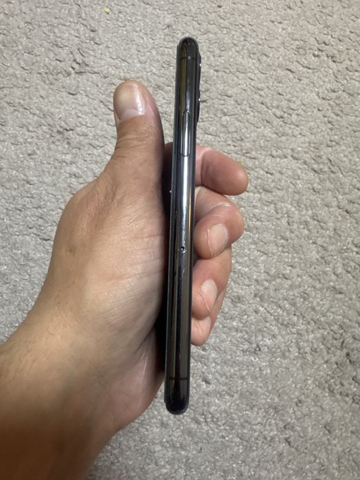 Продам iPhone 11 pro 64Gb