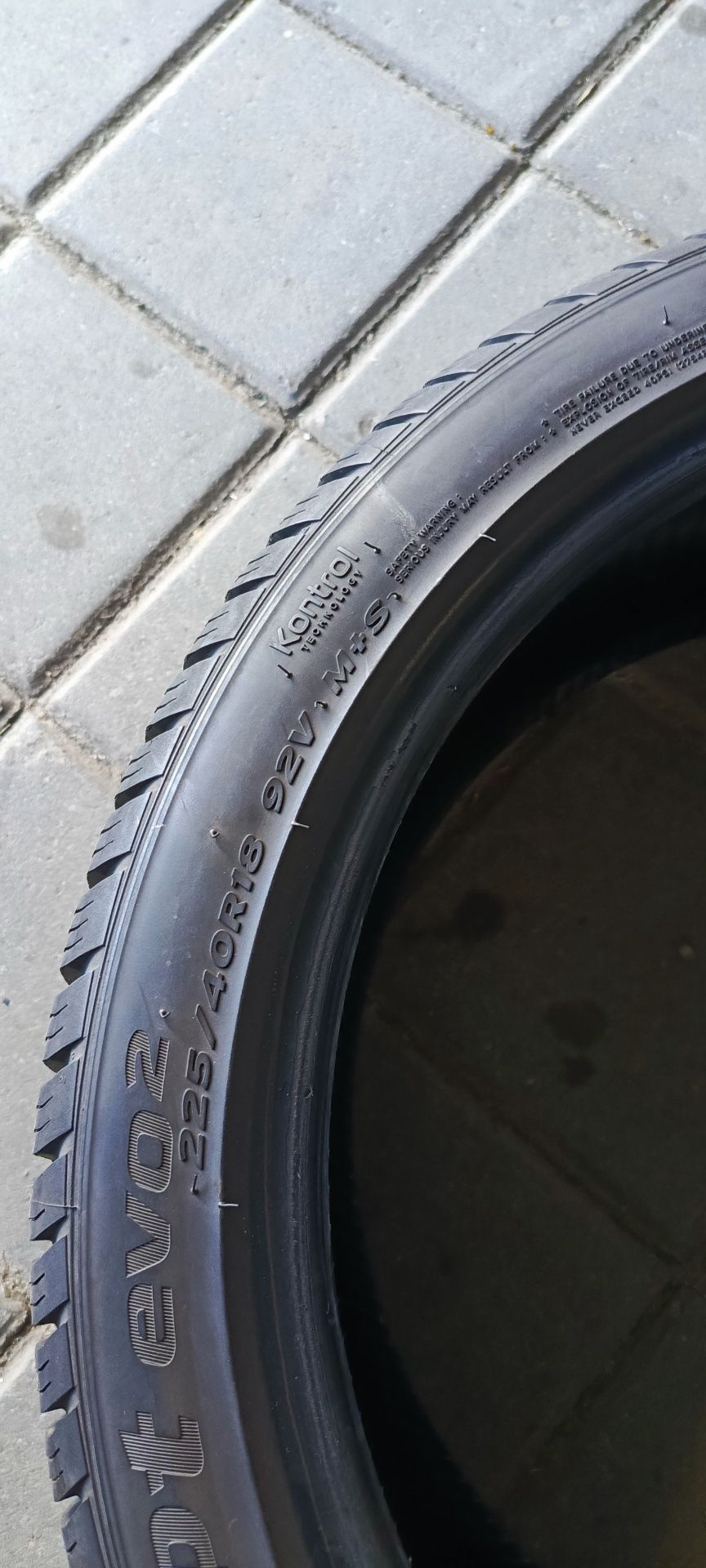 Opony hankook 225/40 R18 2019r