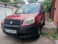 Продам автомобіль Fiat Doblo 2006 рік
