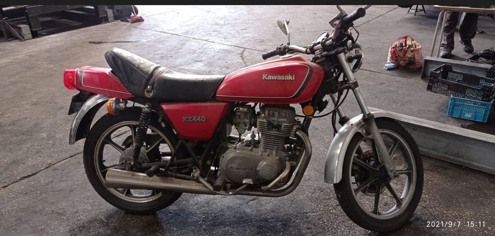 Motor Kawasaki KZ440