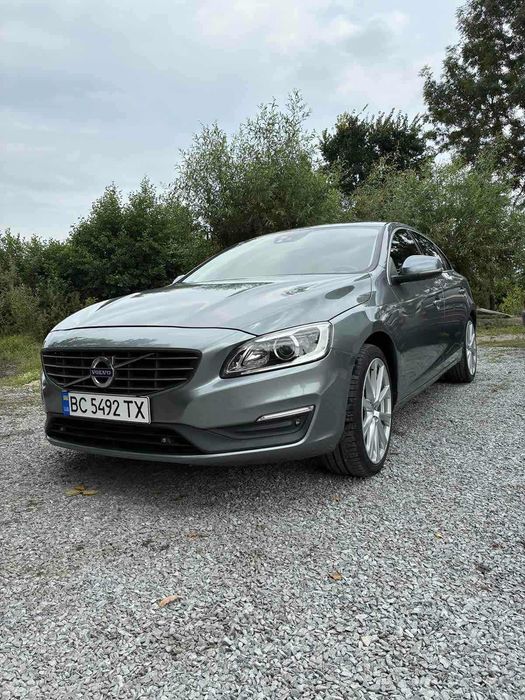 Volvo s60 2016 2.0  240 hp