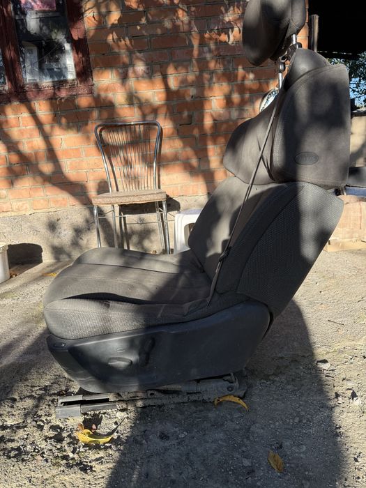 сидіння Renault Vel Satis