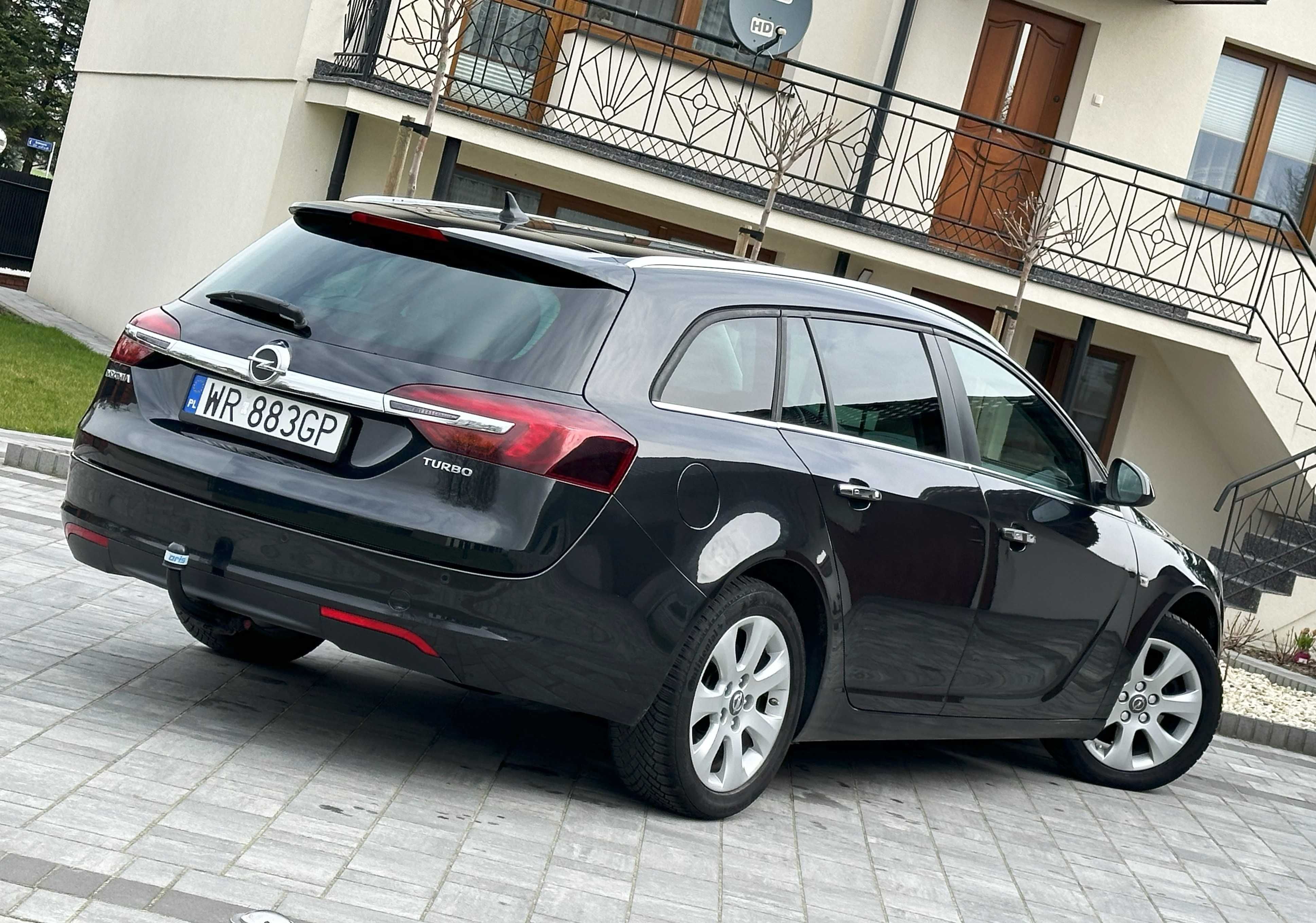 Opel Insignia 1.6 Turbo~OPC~Bi-Xenon~Navi~Kamera~El.Klapa~Full Opcja