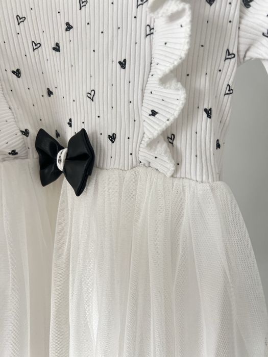 Сукня на дівчинку 4 роки