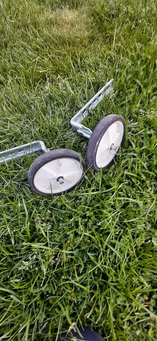 Kółka boczne do rowerka