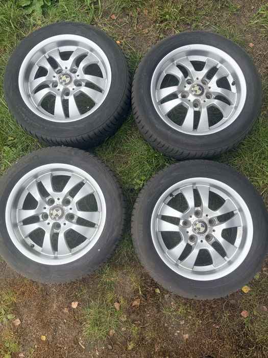 Felgi BMW 5x120 z oponami zimowymi Nokian WR D4 205/55/16