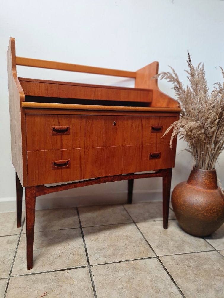 Sekretarzyk,biurko tekowe,skandynawski design,Szwecja lata 60,vintage