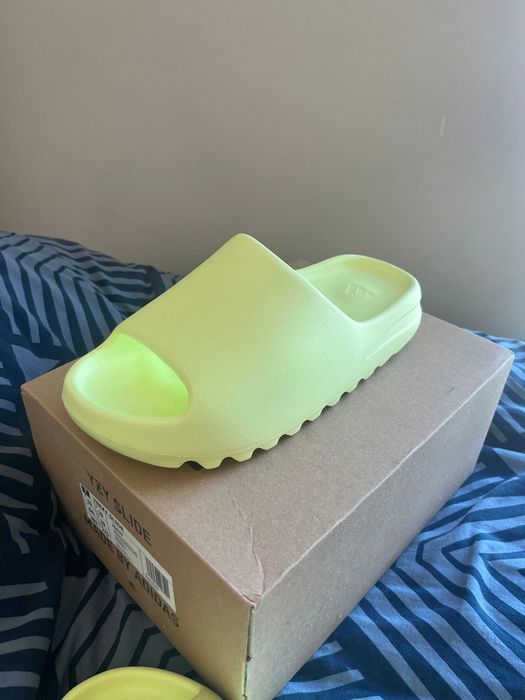 Yeezy Slide Glow Green