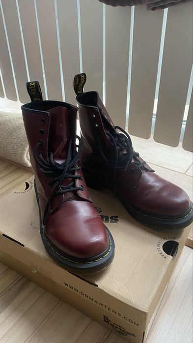 Оригінальні бордові Dr. Martens 1460 cherry red smooth
