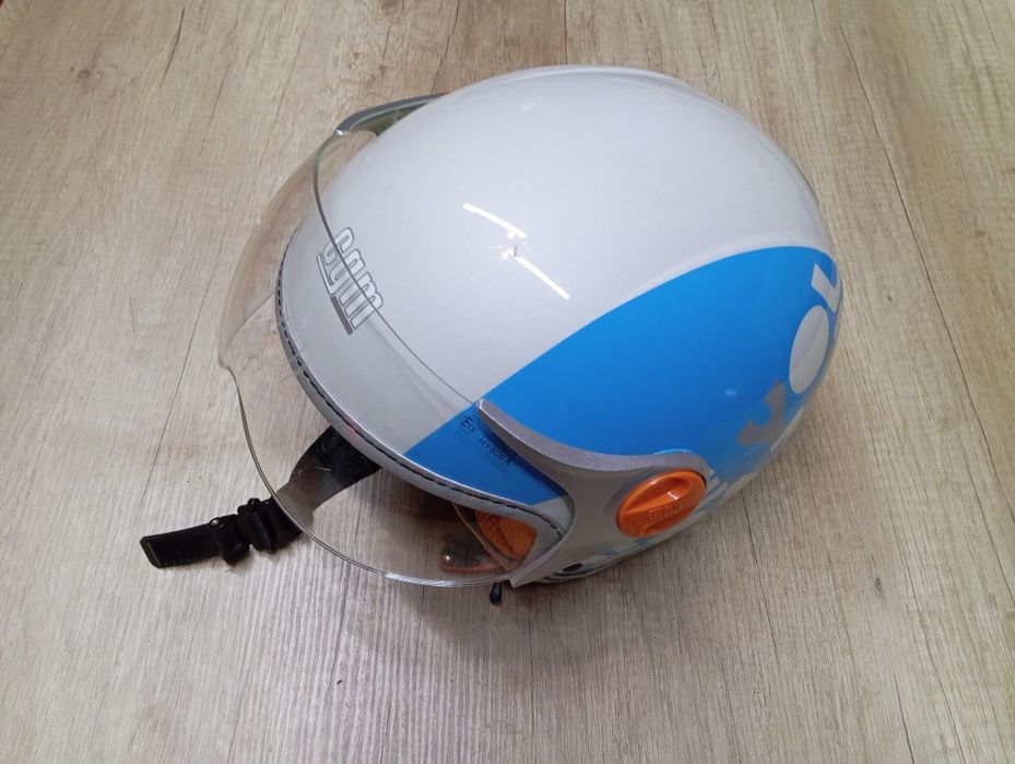 Kask dla dziecka na skuter motocykl