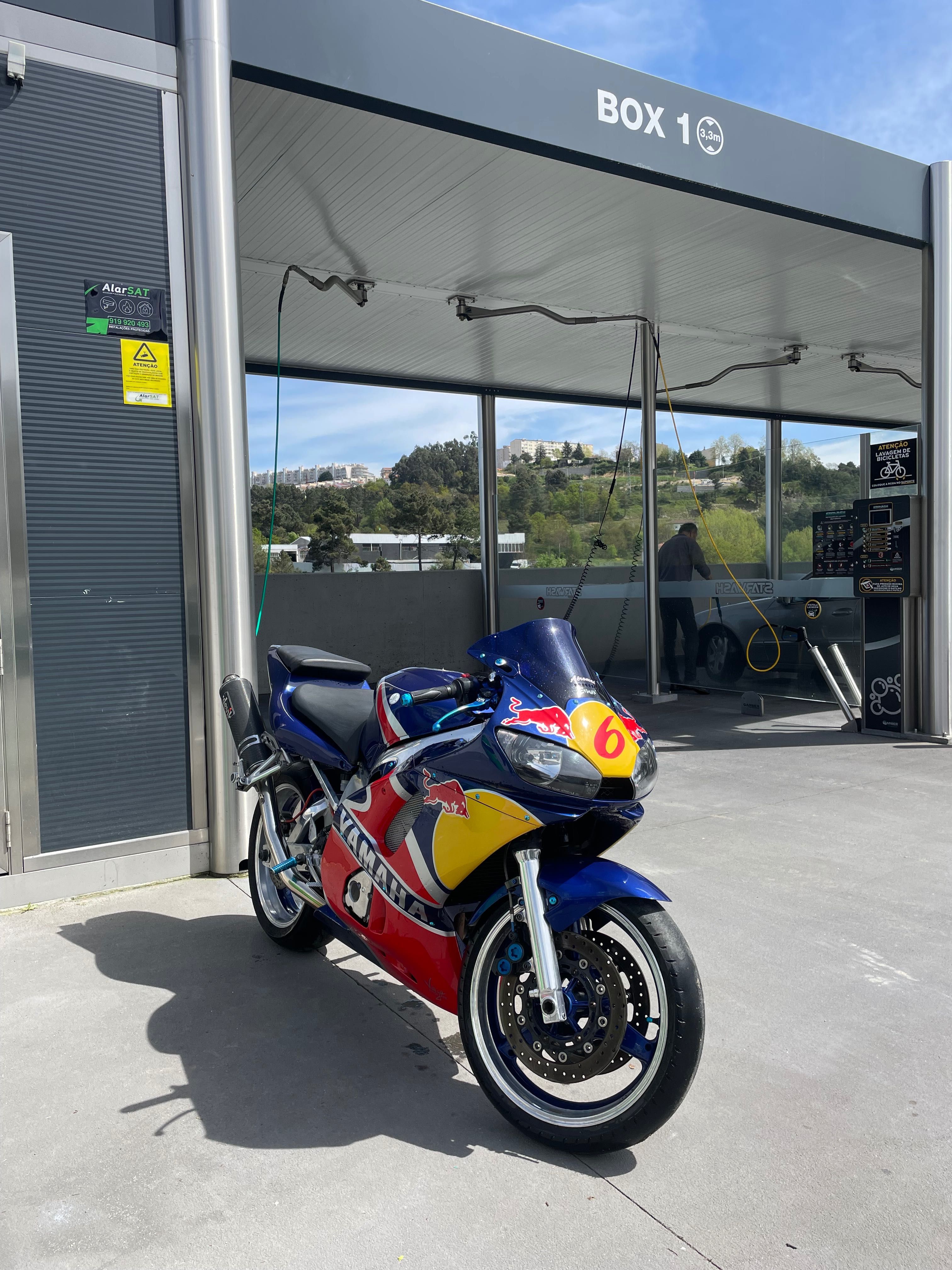 1999 Yamaha R6 RJ03
