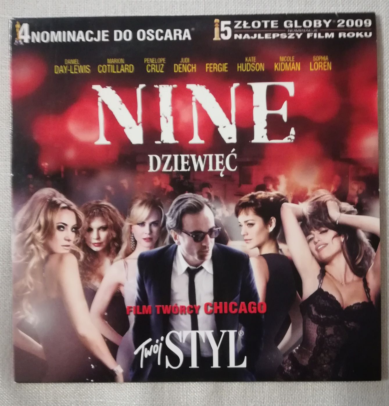 Płyta DVD z filmem Dziewięć.