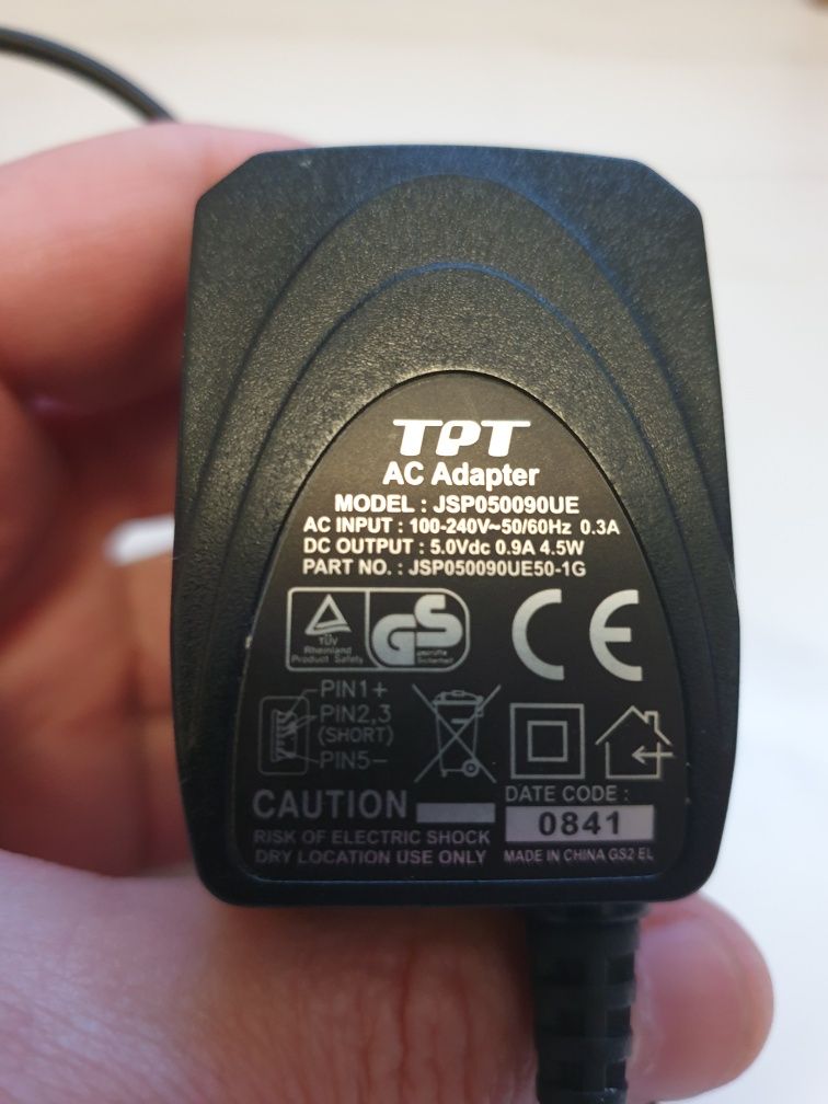 Зарядний пристрій / мережевий адаптер TPT JSP050090UE